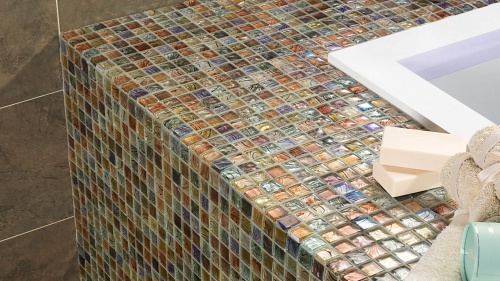 GC155 La mosaïque ensemble de petits carrés est particulièrement très résistante et est antidérapante grâce à sa structure.